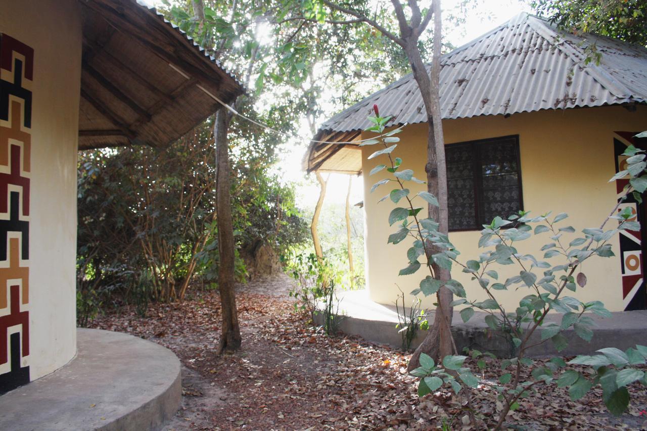Bendula Bed & Breakfast Tujereng Exterior photo